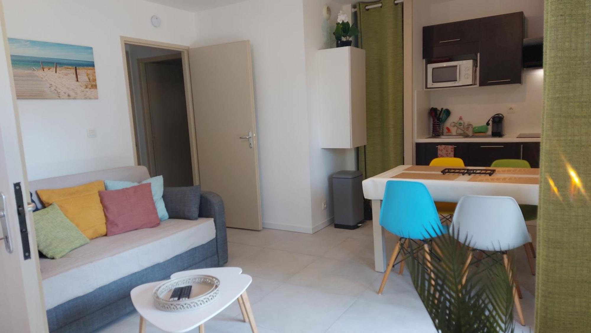 Appartement, 4 pers, jardin terrasse sans vis-à-vis, kit bébé possible, 50m du bord du lac d'Aureilhan, H36 Exterior foto