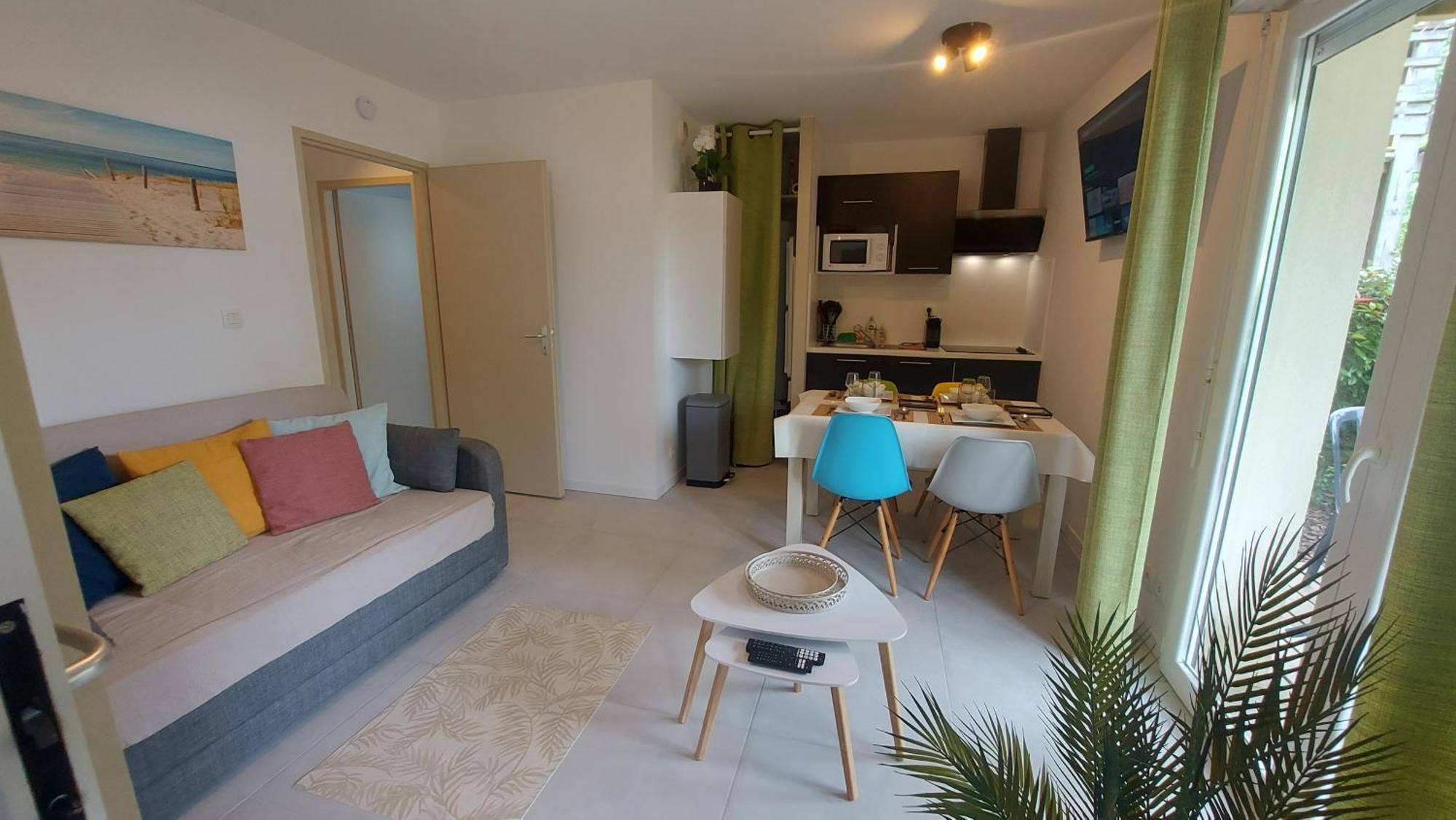 Appartement, 4 pers, jardin terrasse sans vis-à-vis, kit bébé possible, 50m du bord du lac d'Aureilhan, H36 Exterior foto